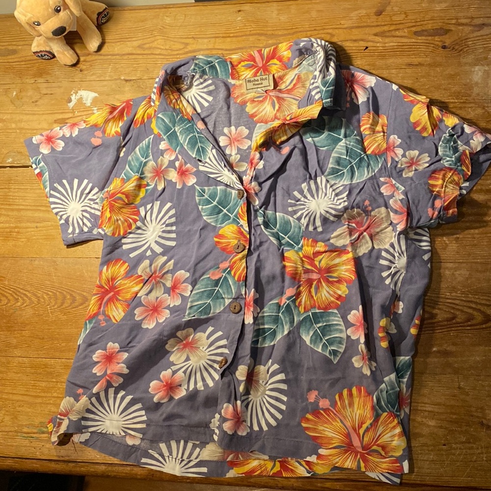 Aloha Hut Hawaiian shirt